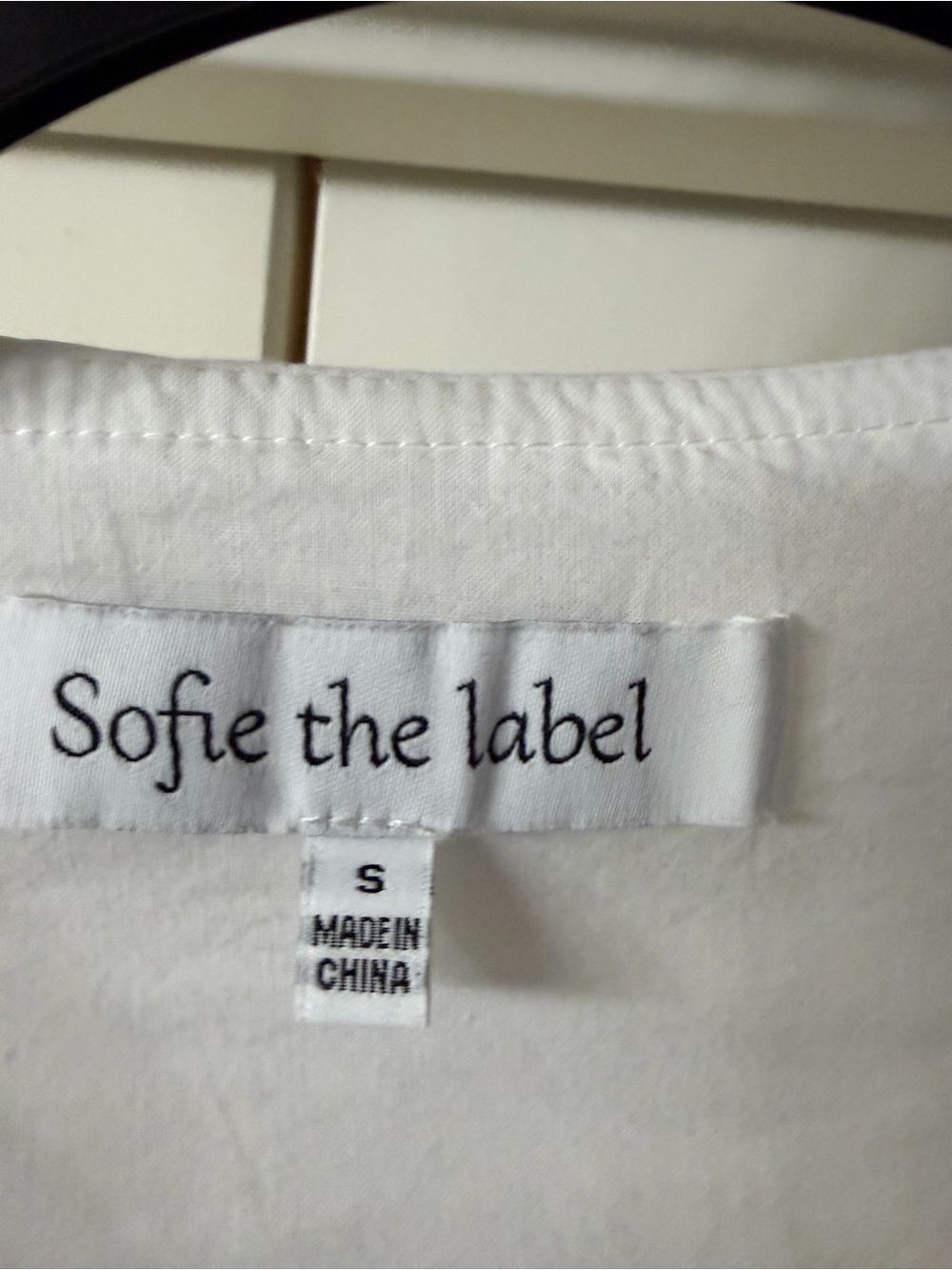 Sofie the Label White Embroidered Scalloped Collar Blouse - Picture 6 of 8